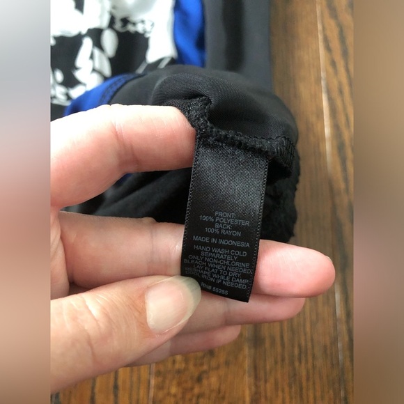 Express Womens XS Black/Blue Floral Ruched Halter High-Neck Elastic Waist Blouse - Picture 5 of 10